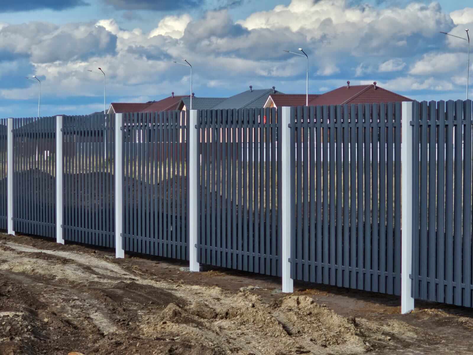 Забор из евроштакетника 234м RAL7024/7024 Серый Графит двусторонний в Вельске