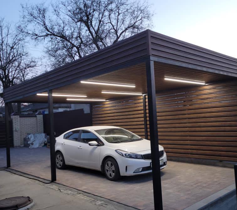 Пергола из евроштакетника широкого Каштан Printech в Вельске